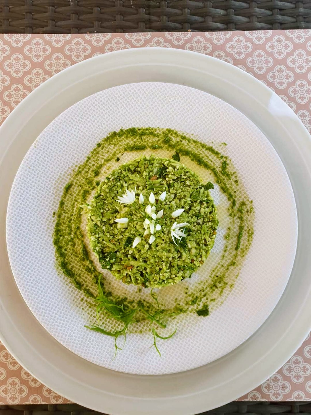 tabopulé de choux fleur au pesto d'ail des ourses